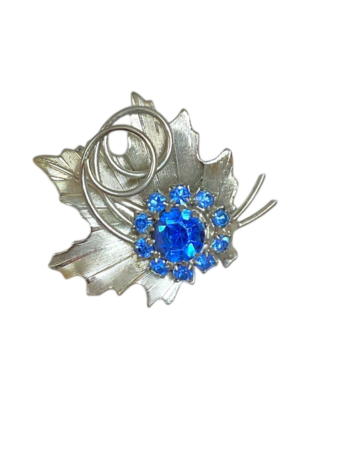 Beautiful silver Tone Facted Blue Crystal Flower bouquet Vintage Brooch