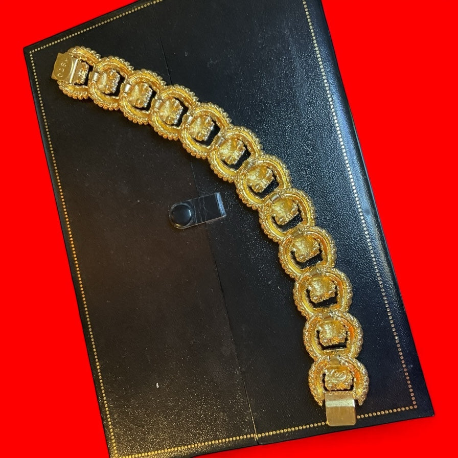 Rare Vintage Joan Rivers Signature Gold Tone Rope Crystal Bracelet