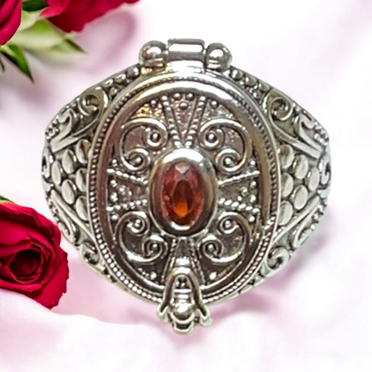 Vintage 925 Garnet Poison Ring size 10