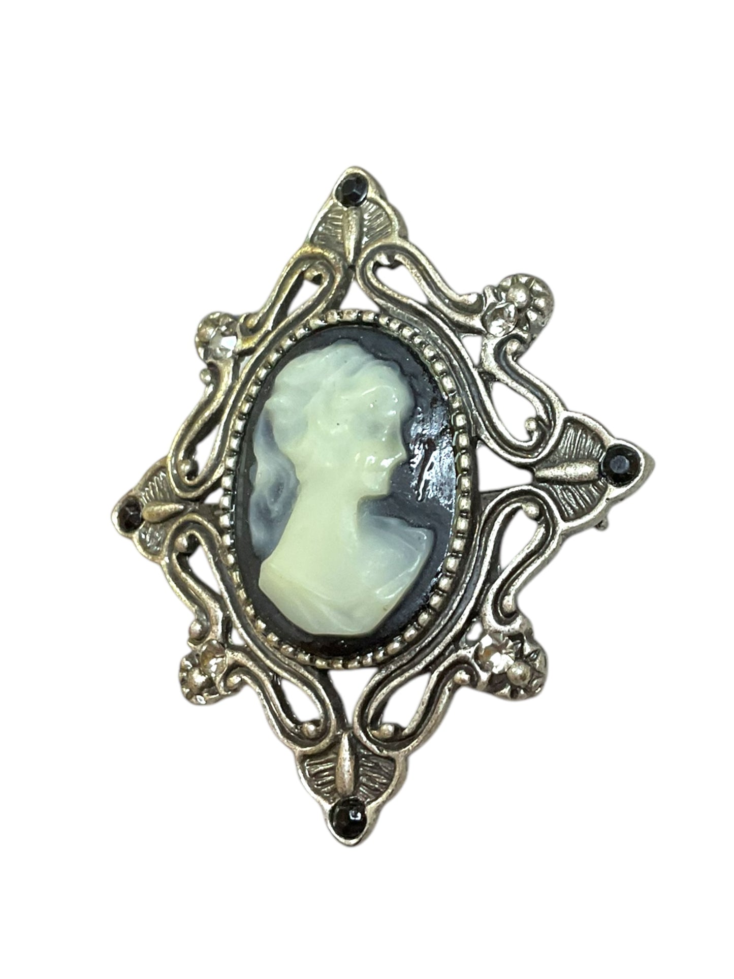 Vintage Art Nouveau Cameo Brooch